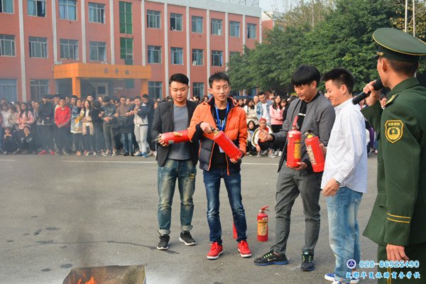 校园消防应急演练