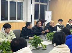 成都浩源学校学生代表座谈会顺利举行，共绘成长新蓝图